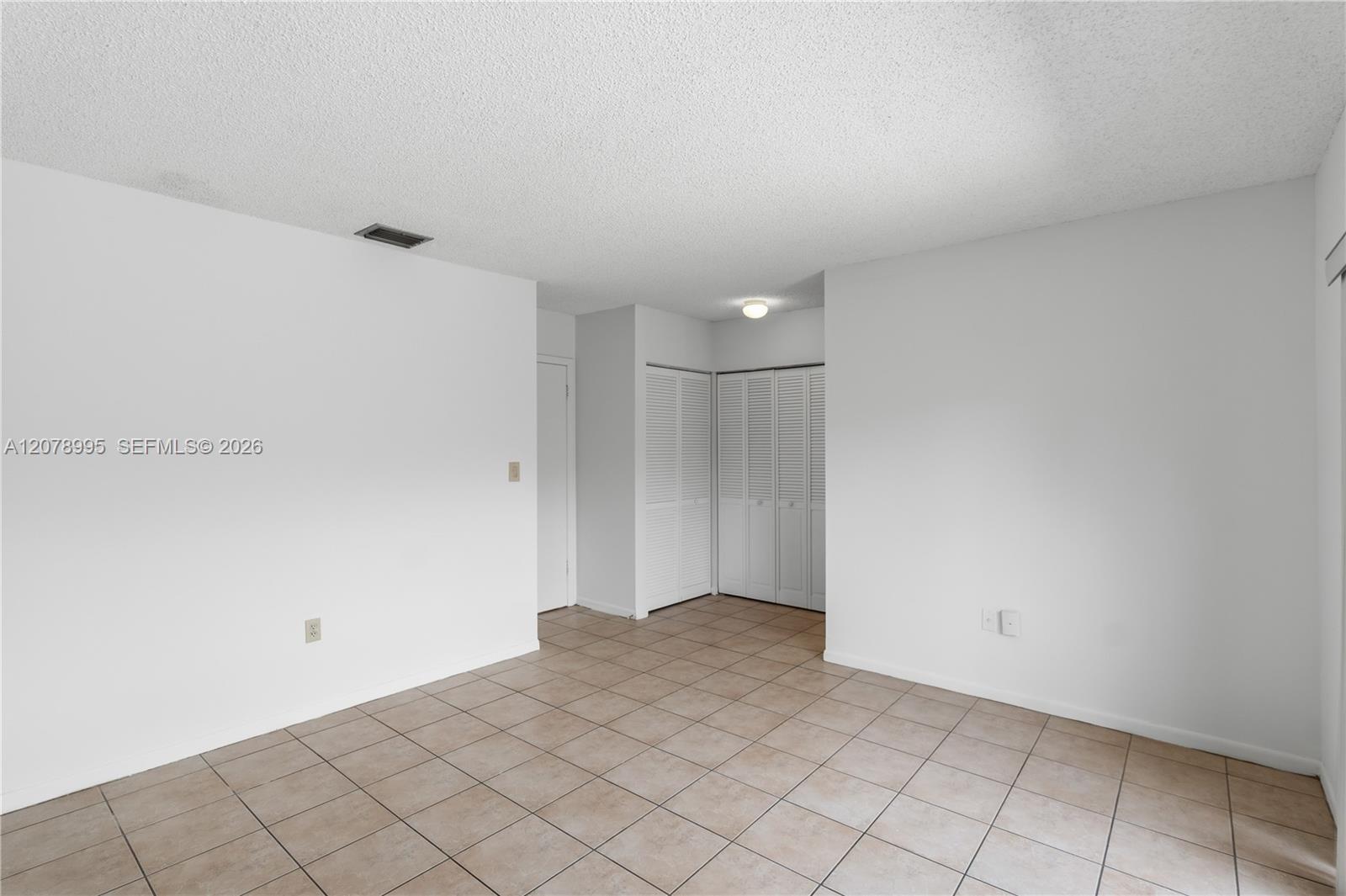 6633 Nw 176th Terrace Property Photo 18