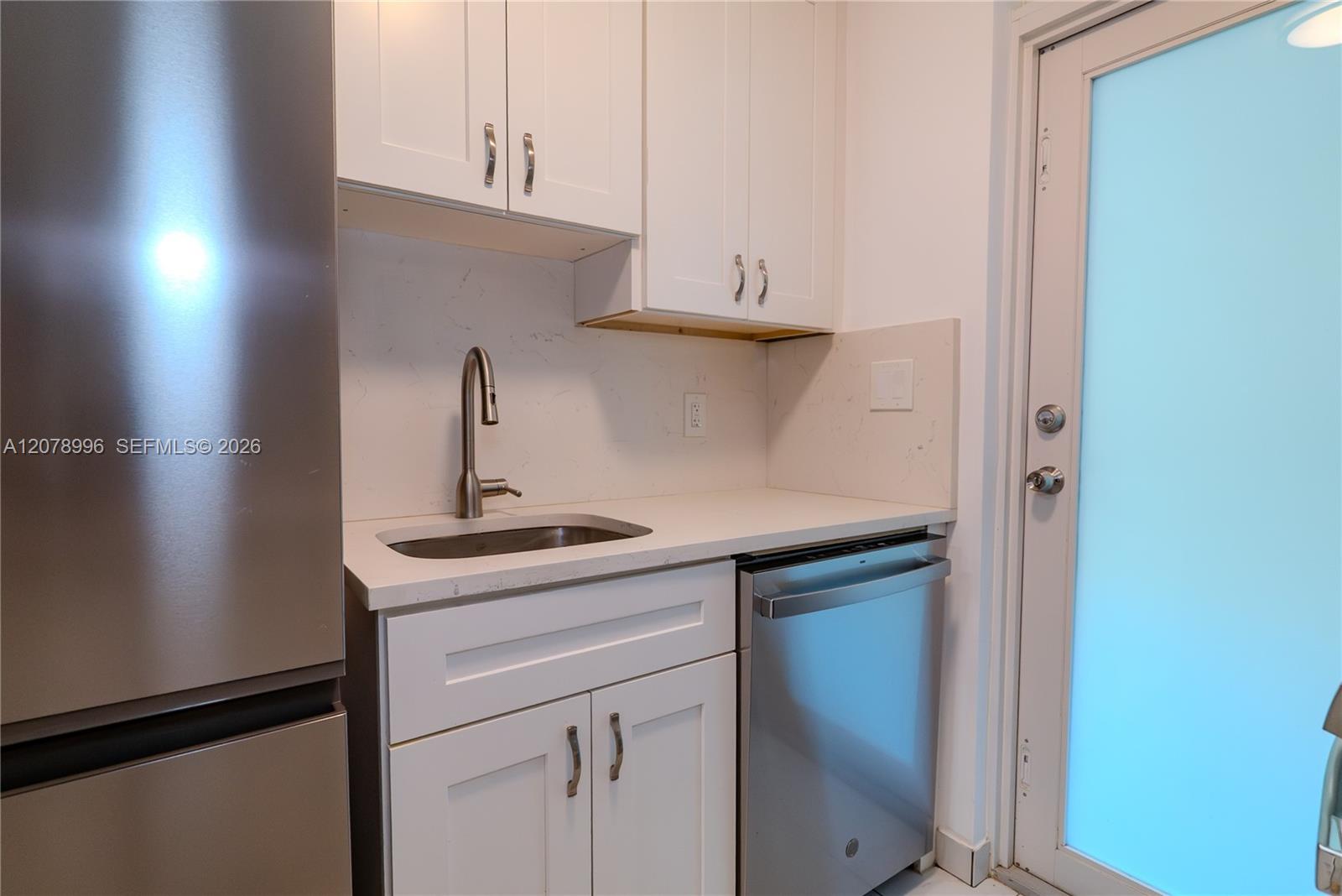 921 Jefferson Avenue 3c Property Photo 9