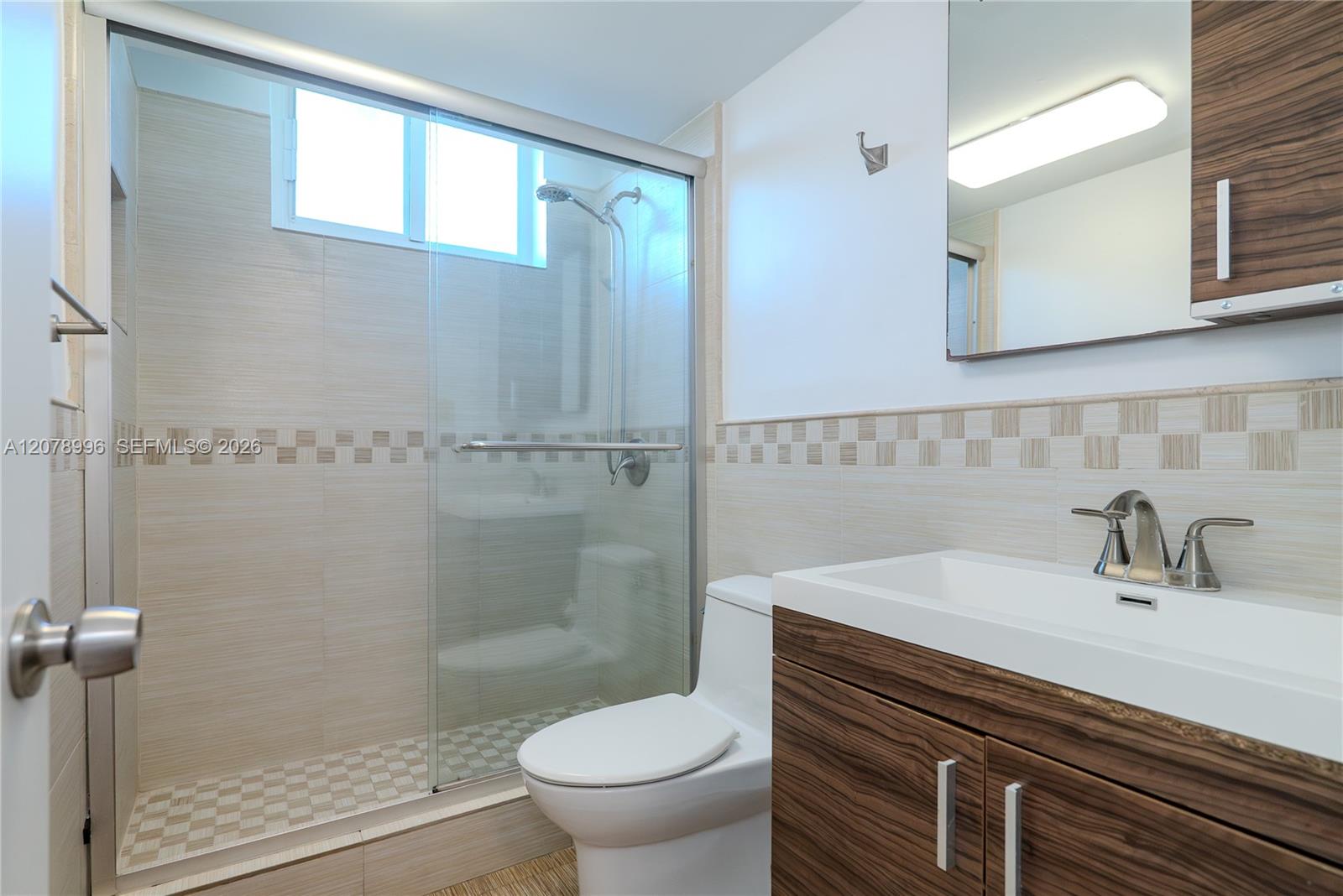 921 Jefferson Avenue 3c Property Photo 13