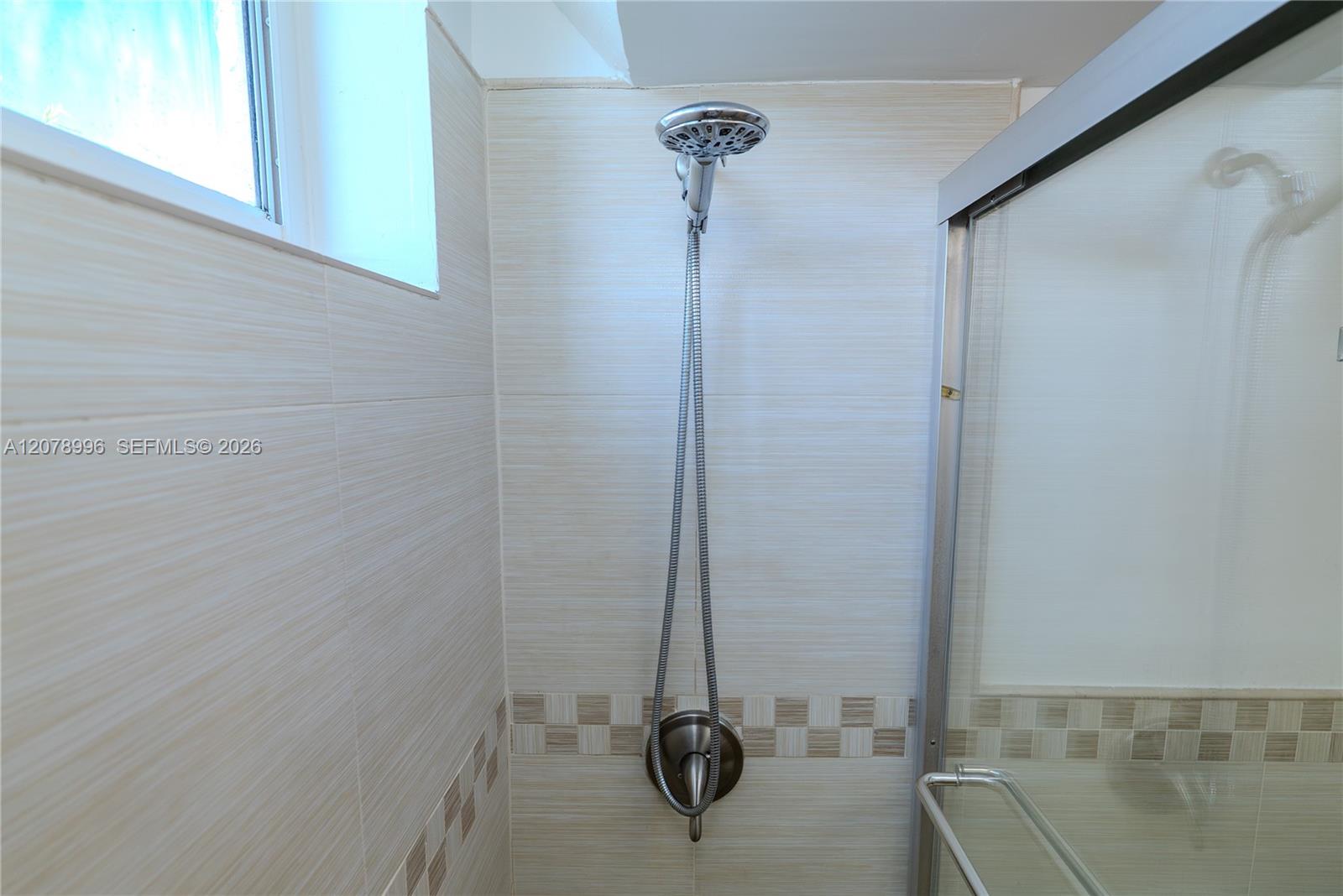 921 Jefferson Avenue 3c Property Photo 15