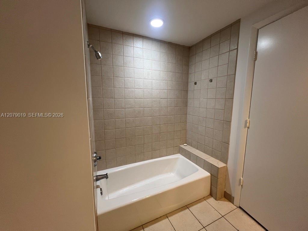 801 Brickell Key Boulevard 1204 Property Photo 16