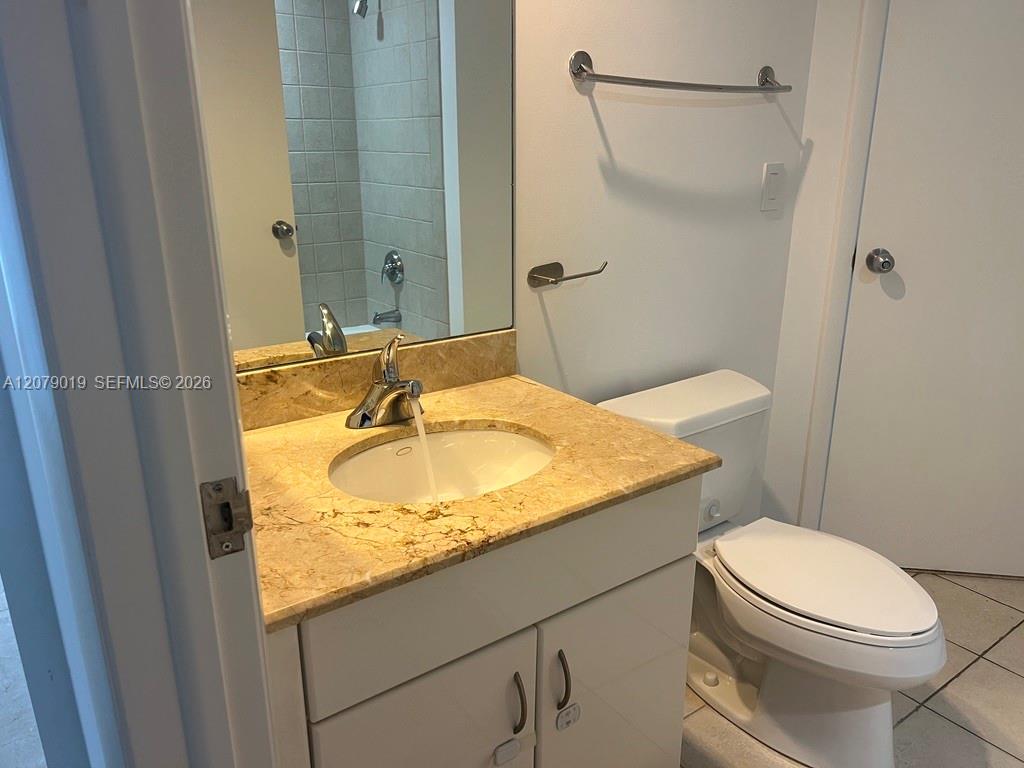 801 Brickell Key Boulevard 1204 Property Photo 18