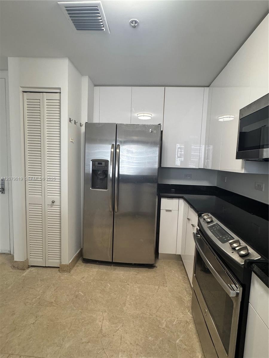 801 Brickell Key Boulevard 1204 Property Photo 23