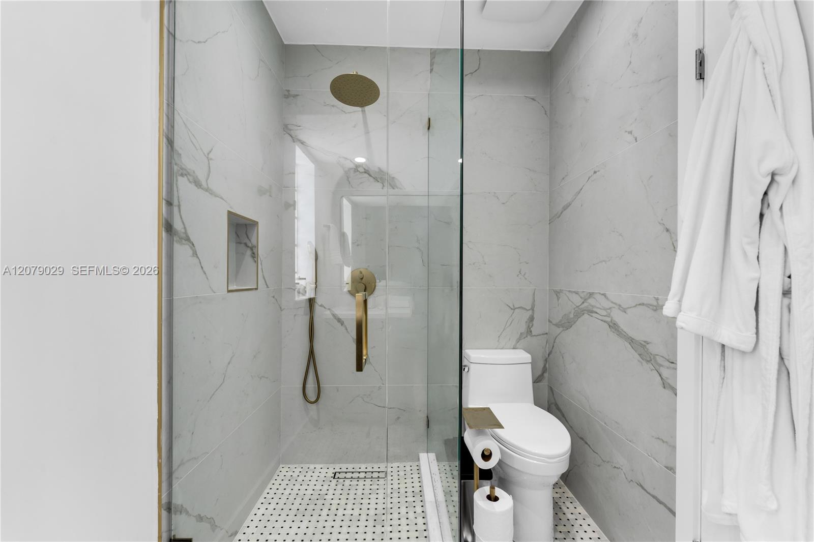 1826 Fairhaven Place Property Photo 23