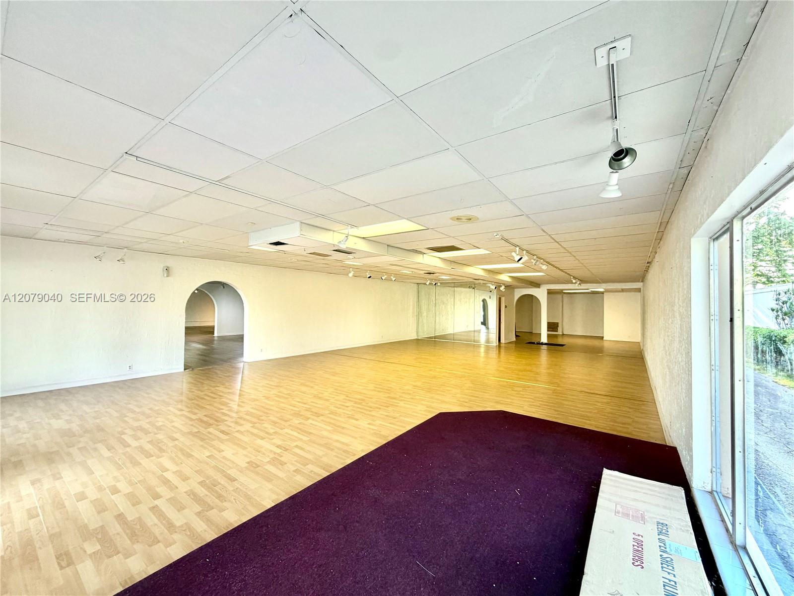 3060 N Federal Highway Property Photo 3