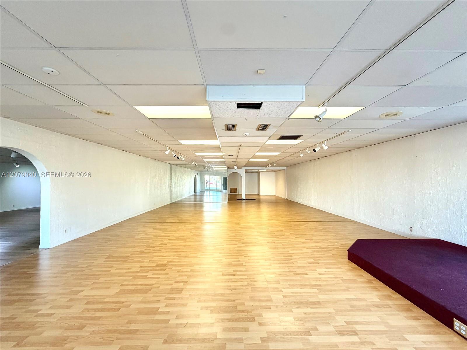 3060 N Federal Highway Property Photo 4