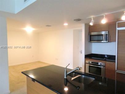 50 Biscayne Boulevard 1607 Property Photo 4