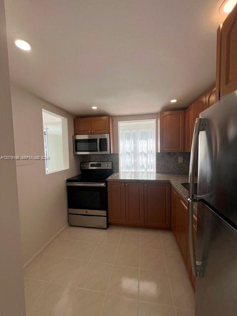 17560 Atlantic Boulevard 514 Property Photo 1