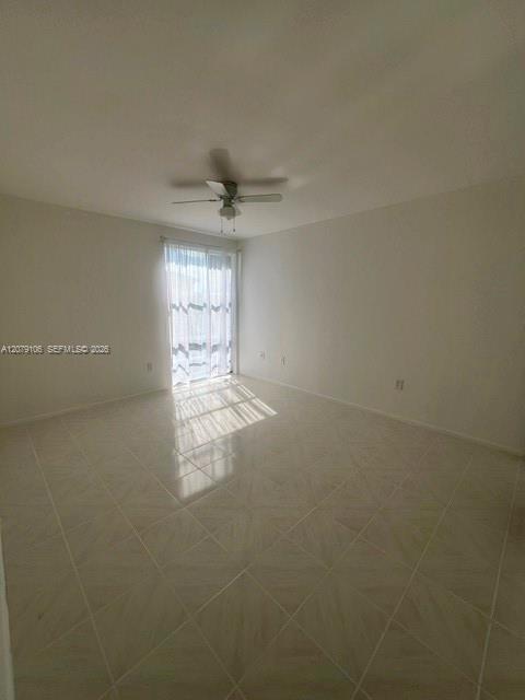 17560 Atlantic Boulevard 514 Property Photo 11
