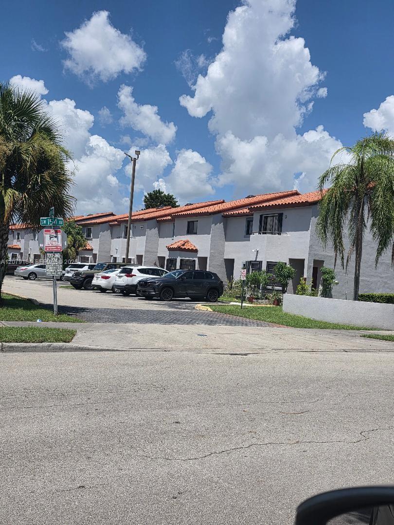 A12079164 Property Photo 2