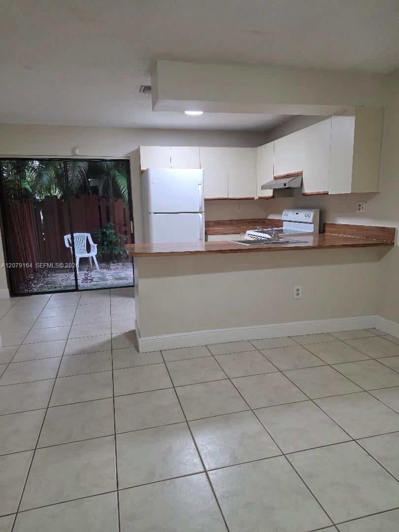 A12079164 Property Photo 7