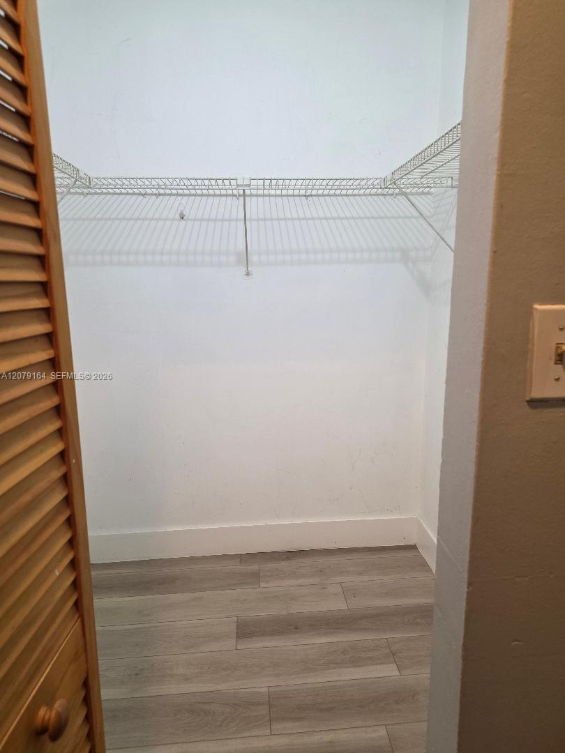 A12079164 Property Photo 12