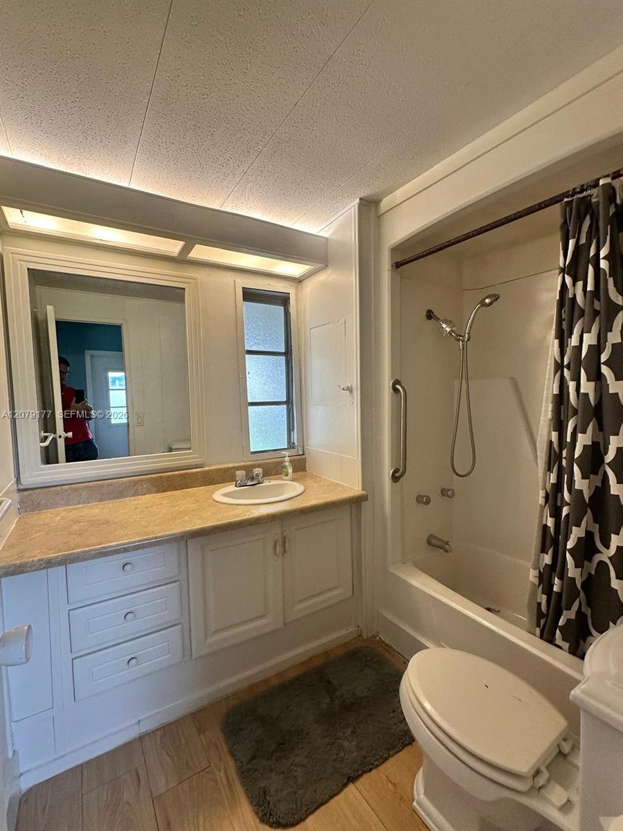 4046 67th Lane Property Photo 14