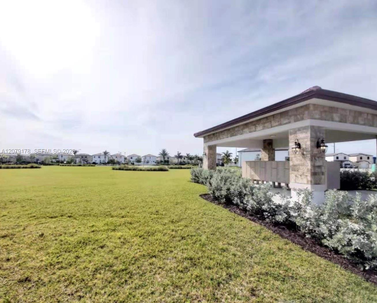 A12079178 Property Photo 30