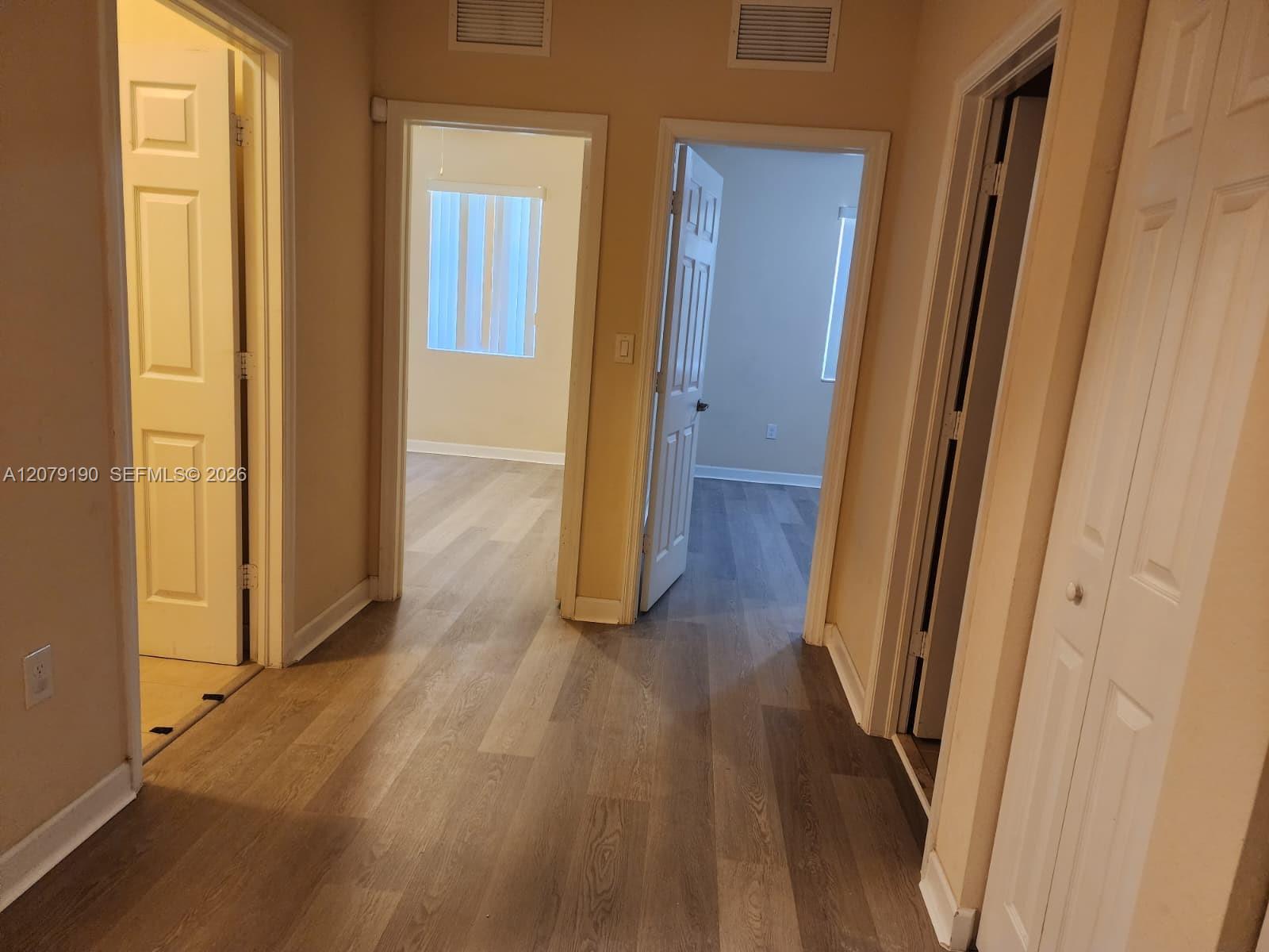 9224 Sw 170th Place Property Photo 4