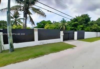 759 S Biscayne River Drive Property Photo 1