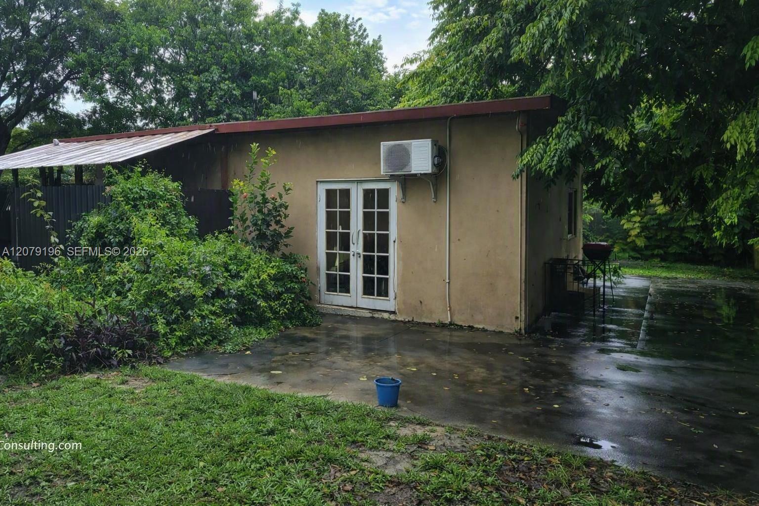759 S Biscayne River Drive Property Photo 3