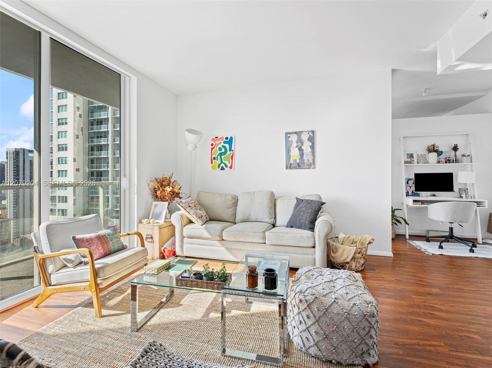 244 Biscayne Boulevard 3105 Property Photo 4