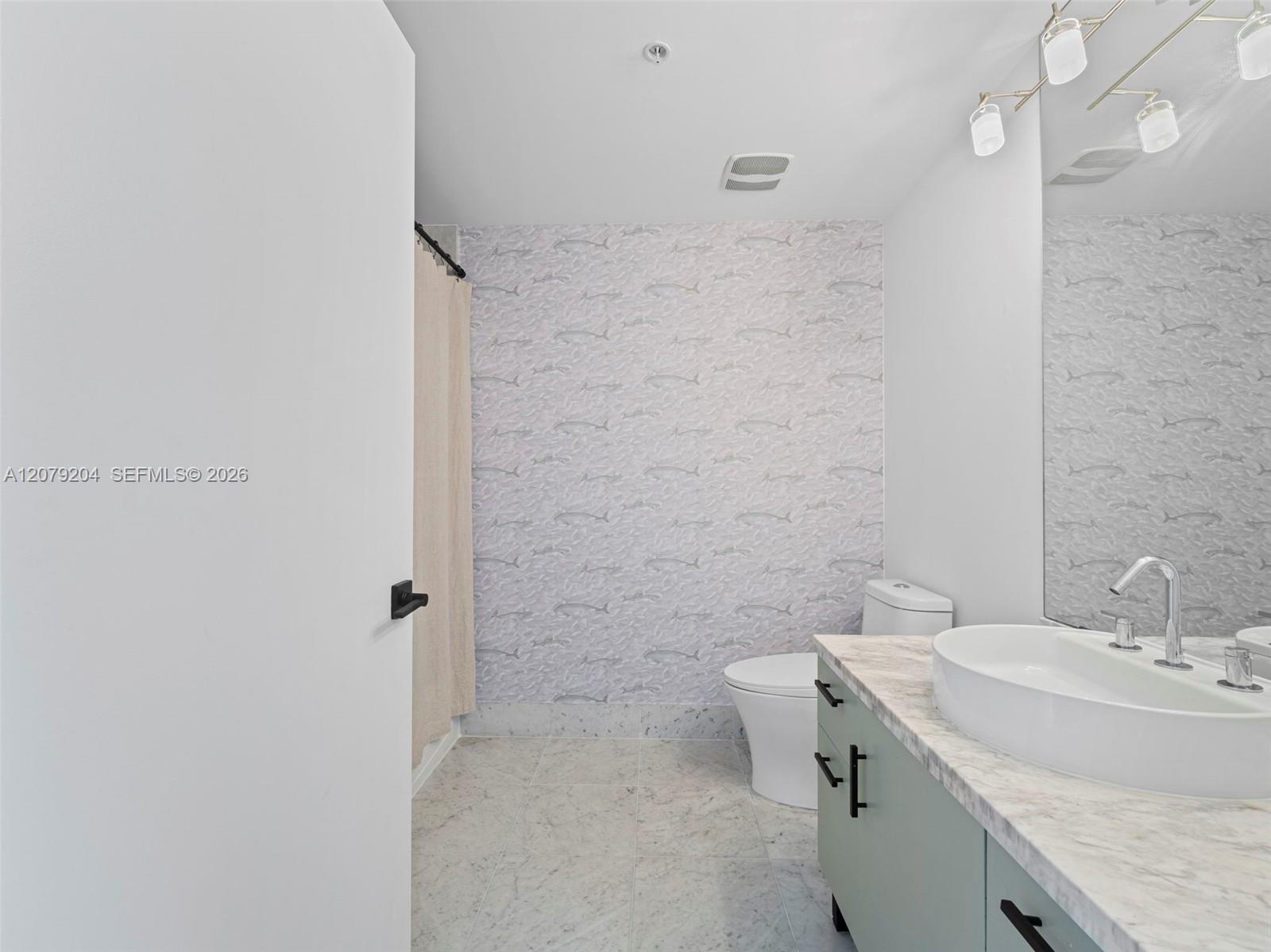 244 Biscayne Boulevard 3105 Property Photo 14