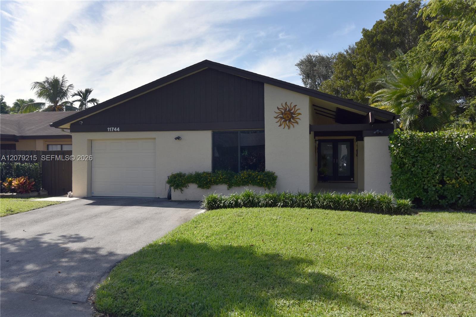 11744 Sw 133rd Court Property Photo 2