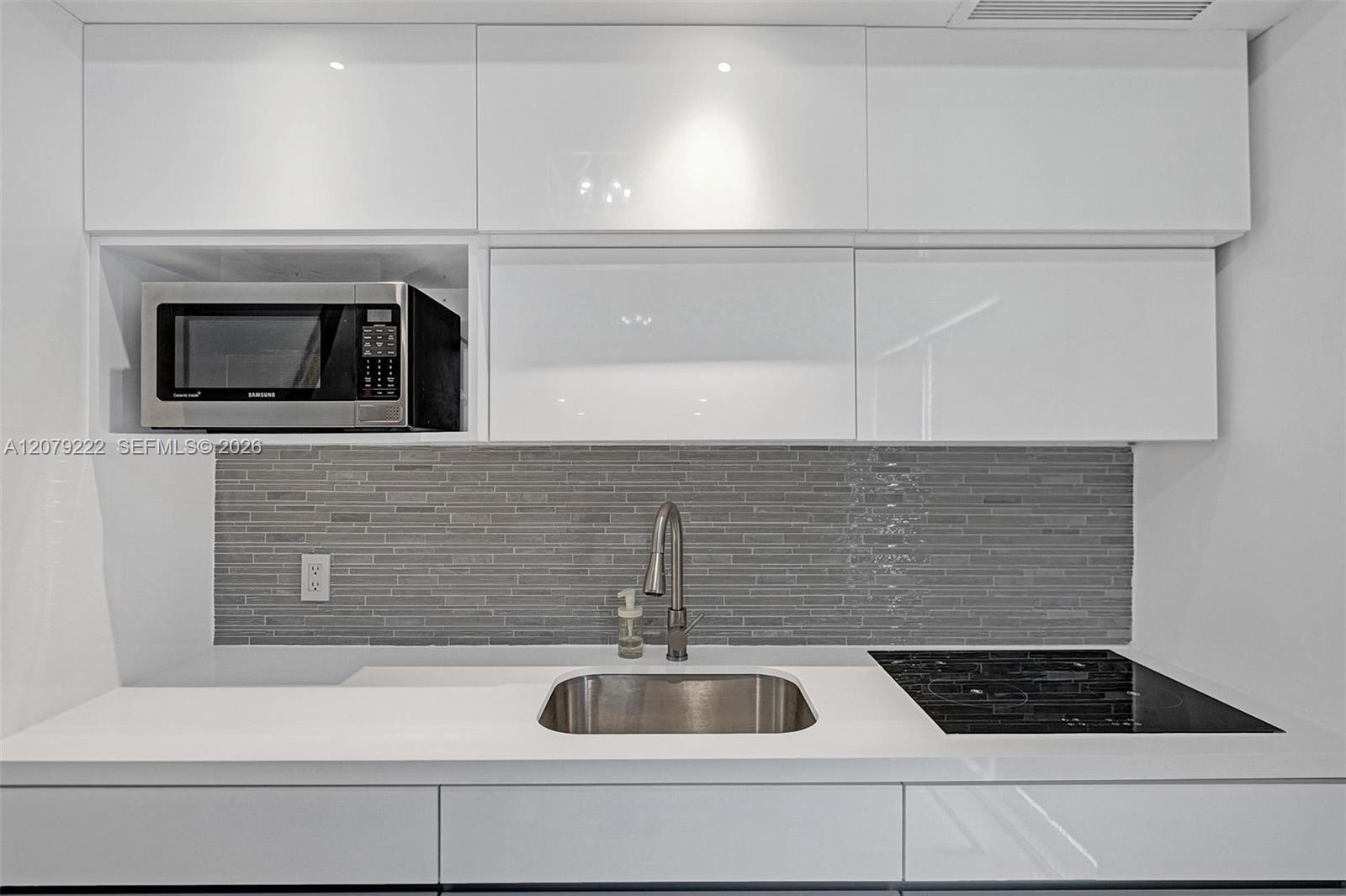 A12079222 Property Photo 5
