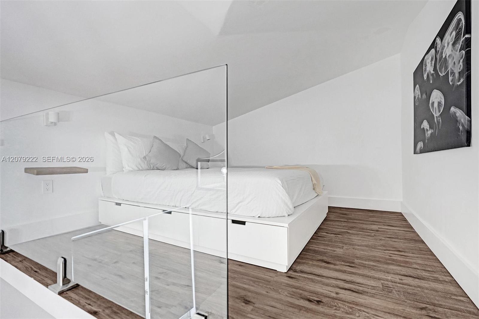 A12079222 Property Photo 12