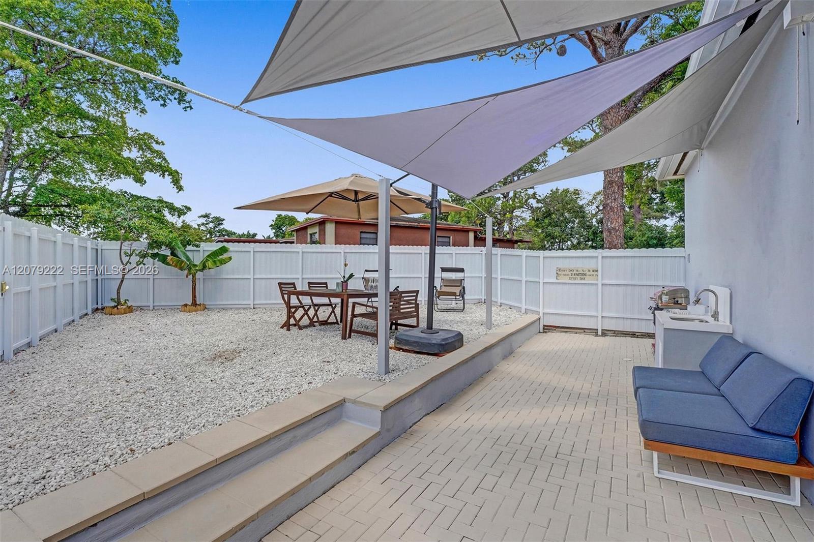 A12079222 Property Photo 16