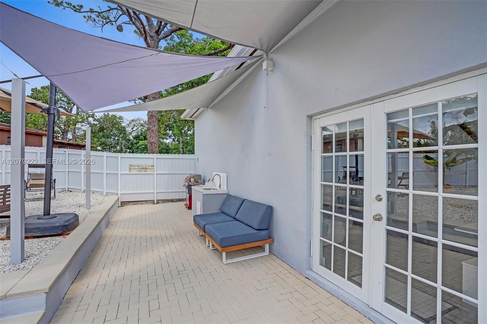 A12079222 Property Photo 17