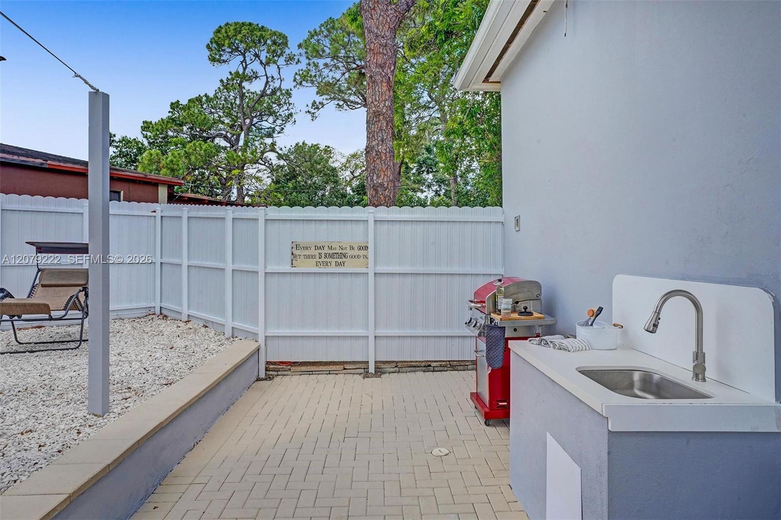 A12079222 Property Photo 21