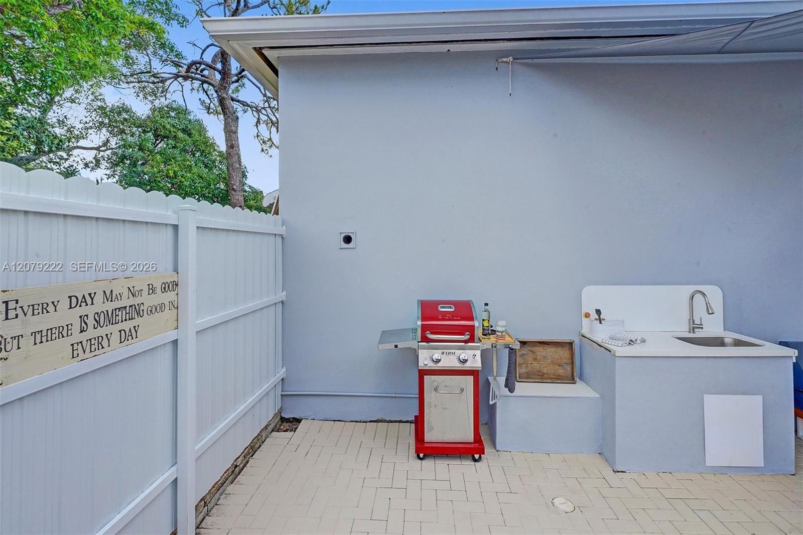 A12079222 Property Photo 23
