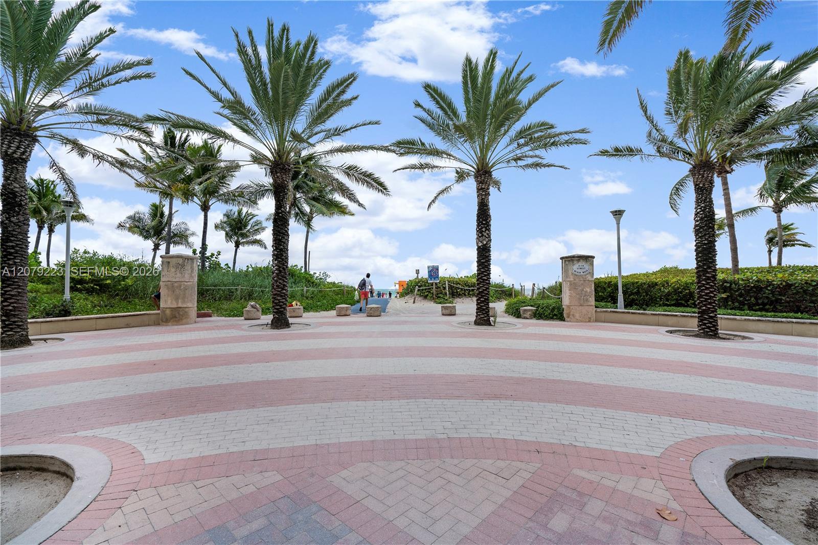 1500 Ocean Drive 810 Property Photo 23