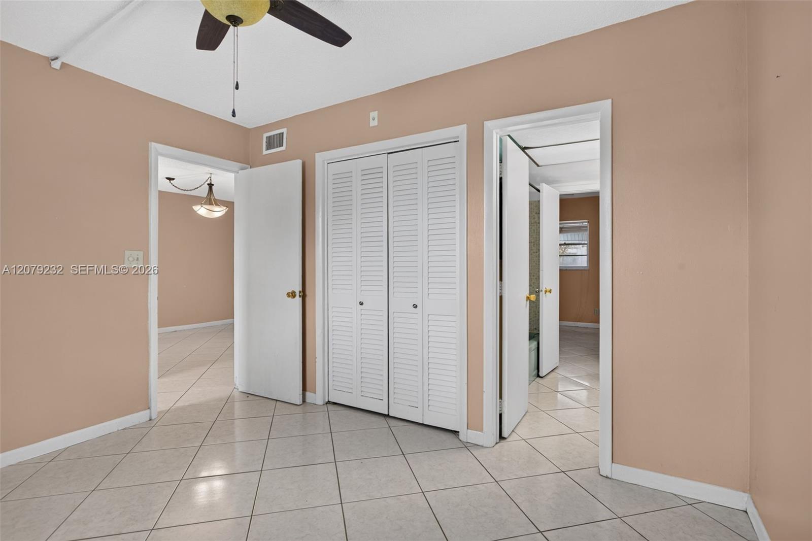 2551 W Golf Boulevard 101 Property Photo 19