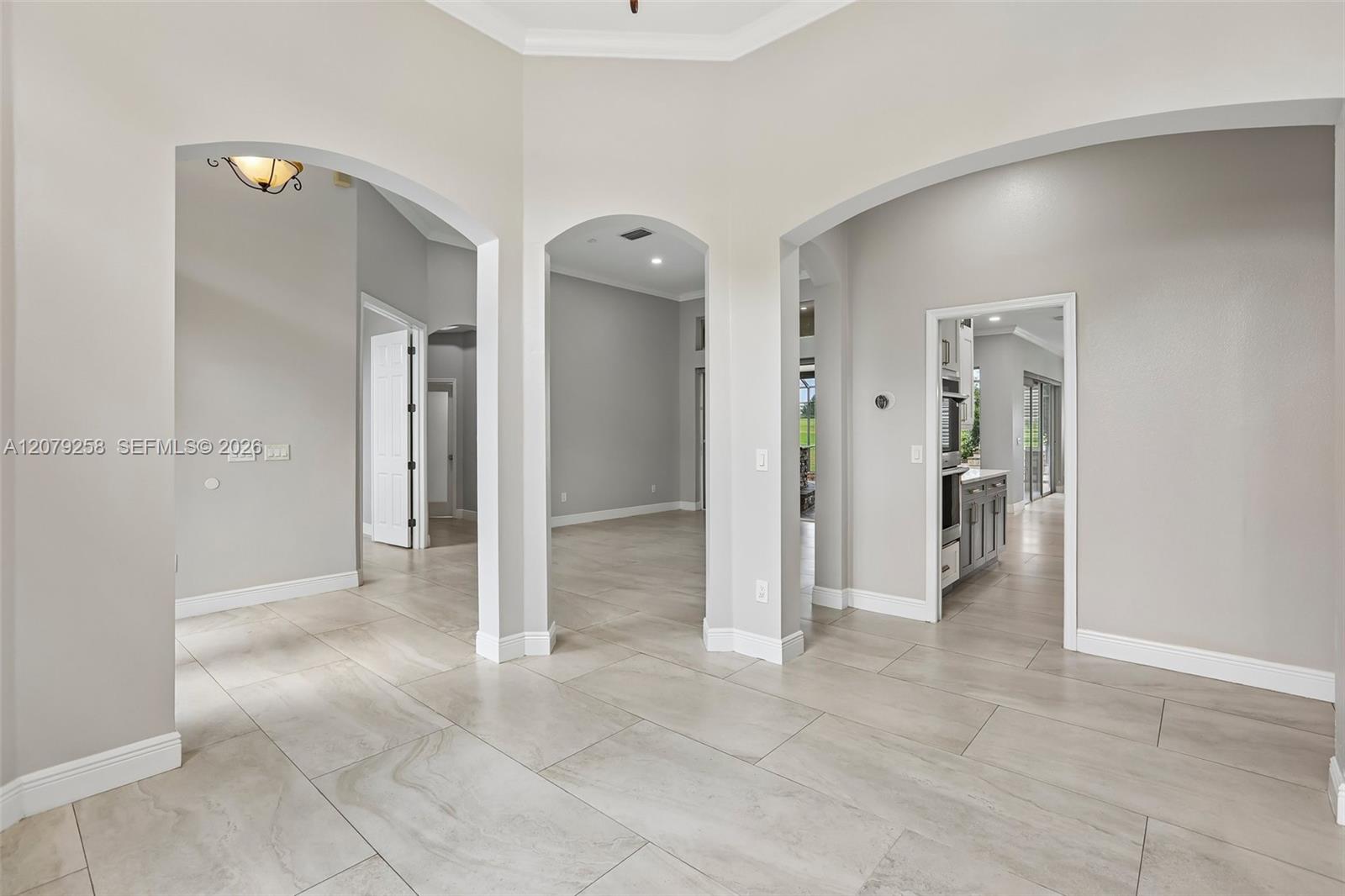 1413 Brilliant Cut Way Property Photo 6