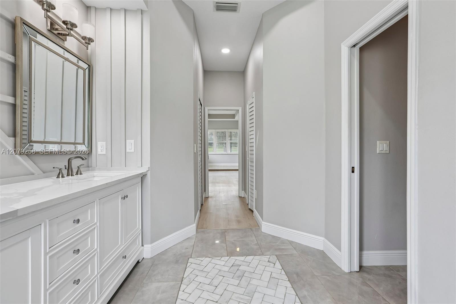 1413 Brilliant Cut Way Property Photo 17