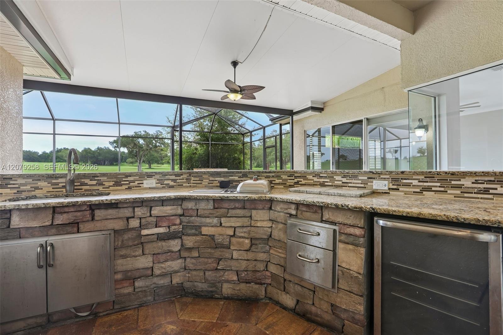 1413 Brilliant Cut Way Property Photo 21
