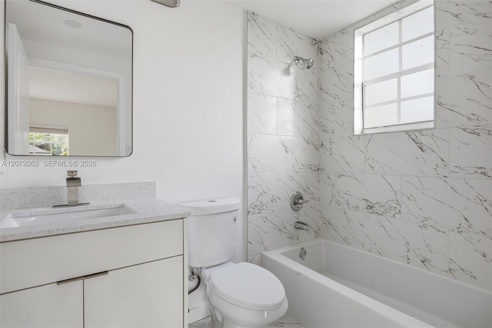 465 Ne 165th Street Property Photo 14