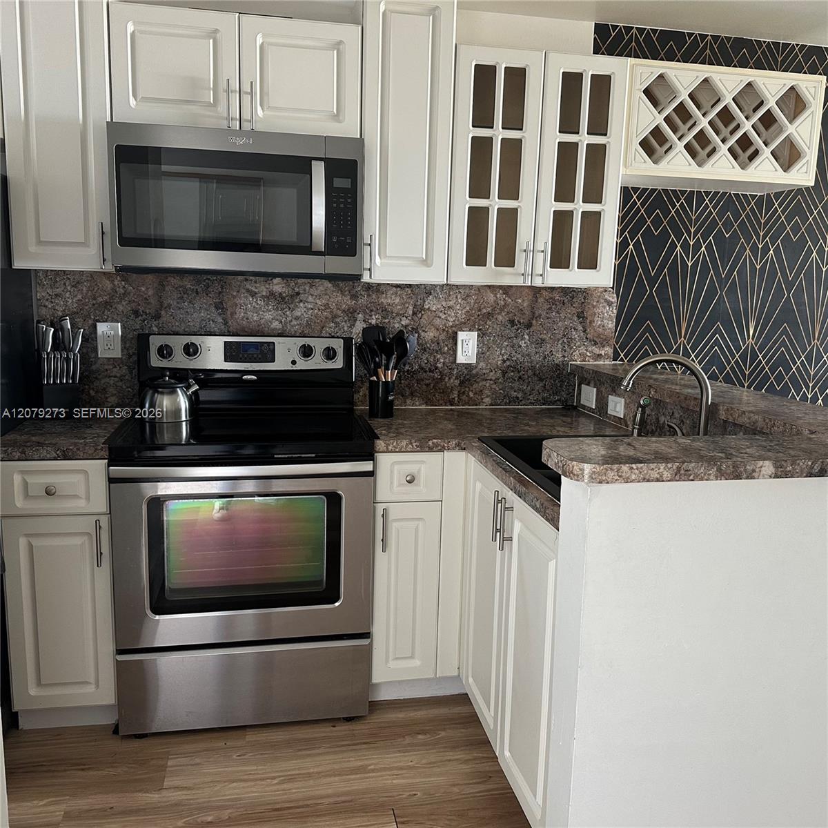 821 SW 2nd Street 9 Property Photo 1