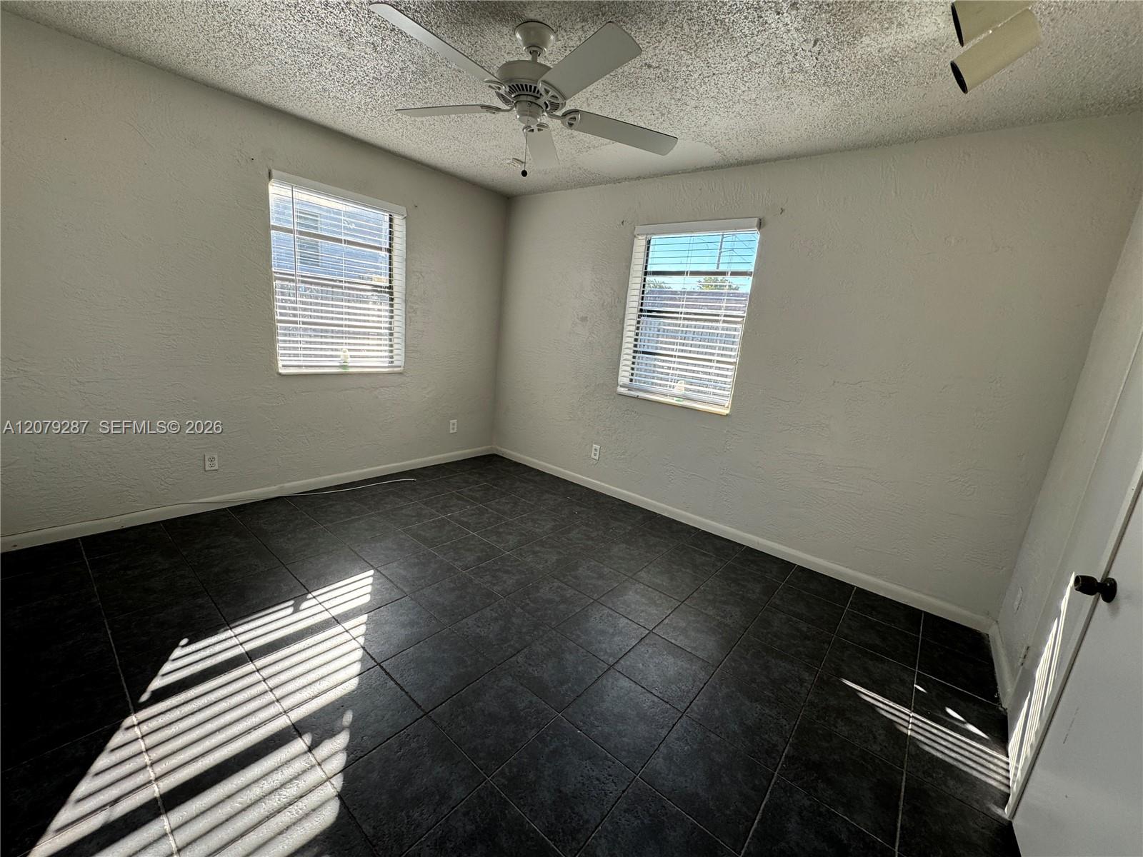 2105 Monroe Terrace 1 Property Photo 32