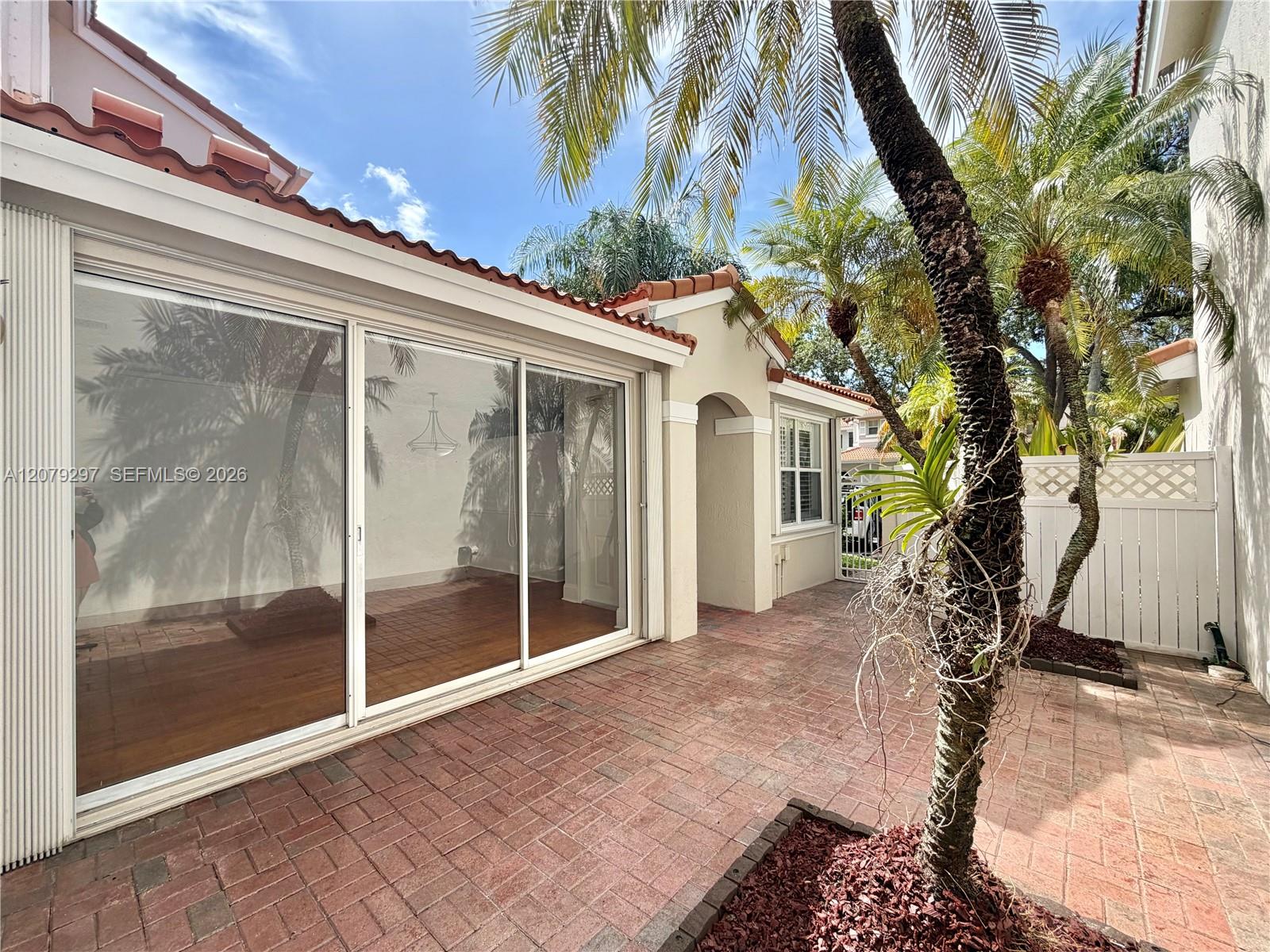 1135 Cliffrose Street Property Photo 3