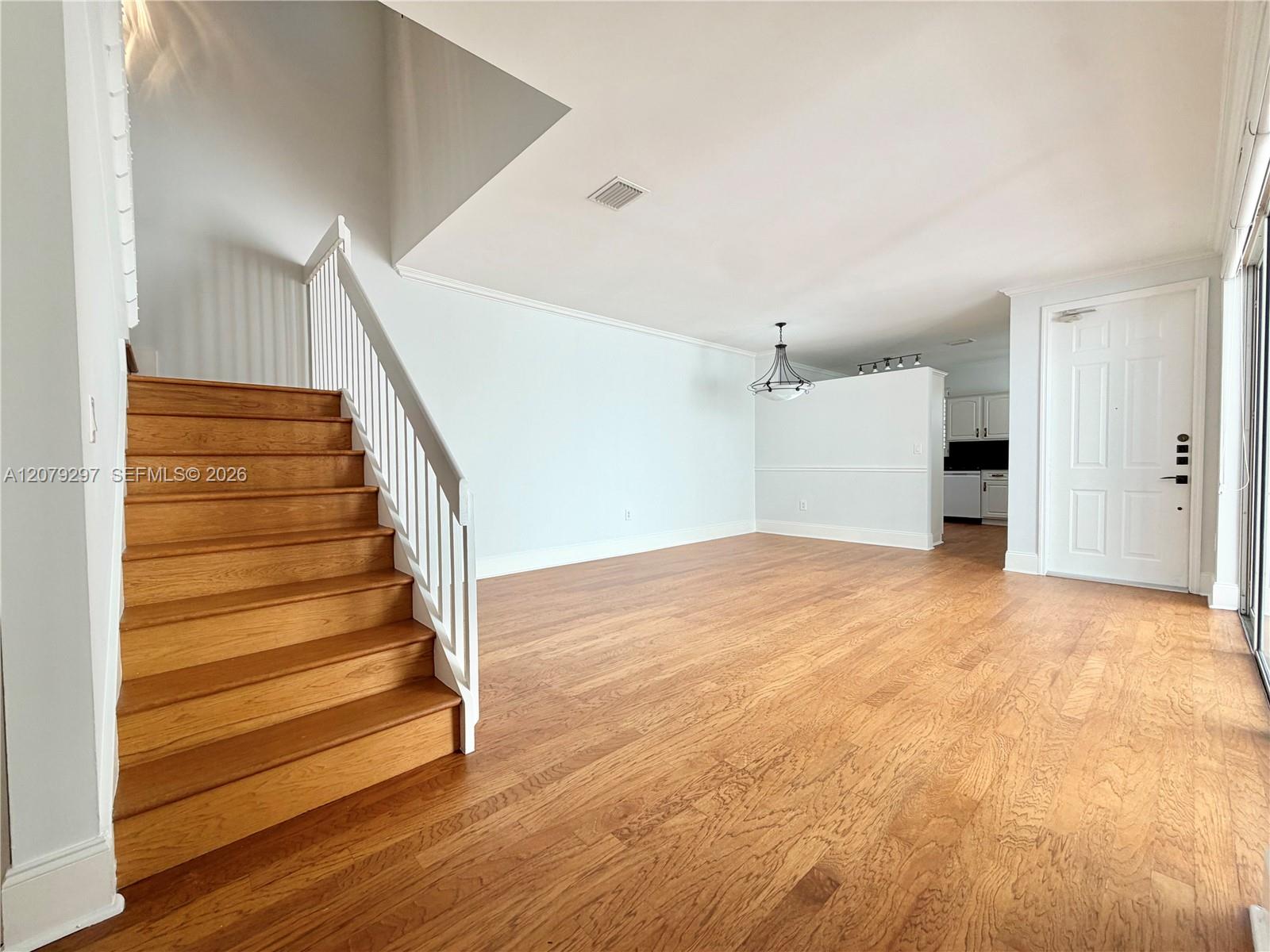 1135 Cliffrose Street Property Photo 6