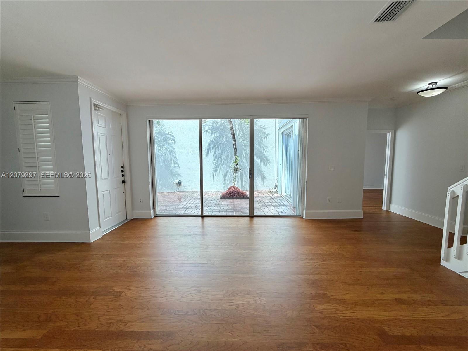 1135 Cliffrose Street Property Photo 9