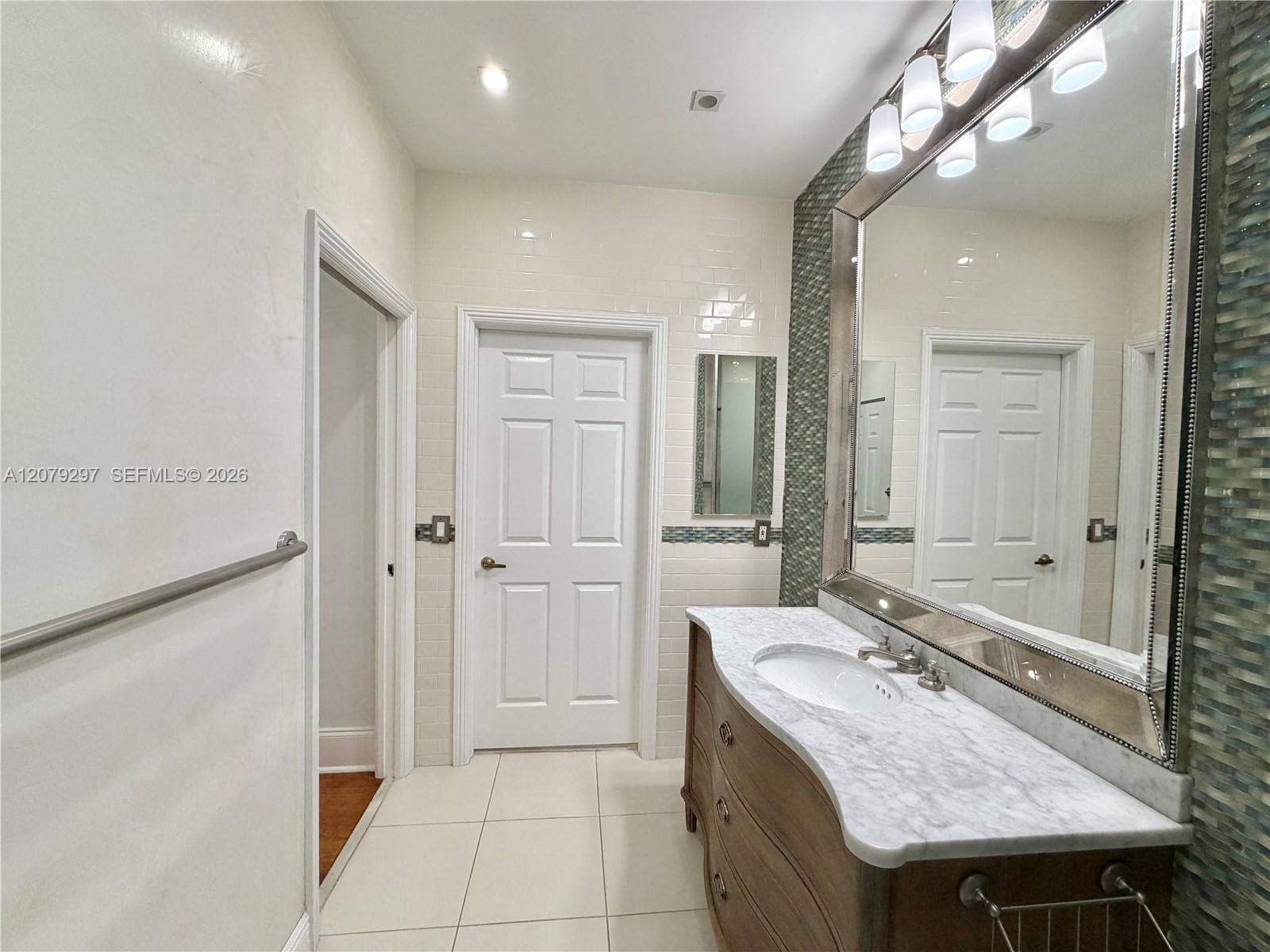 1135 Cliffrose Street Property Photo 17