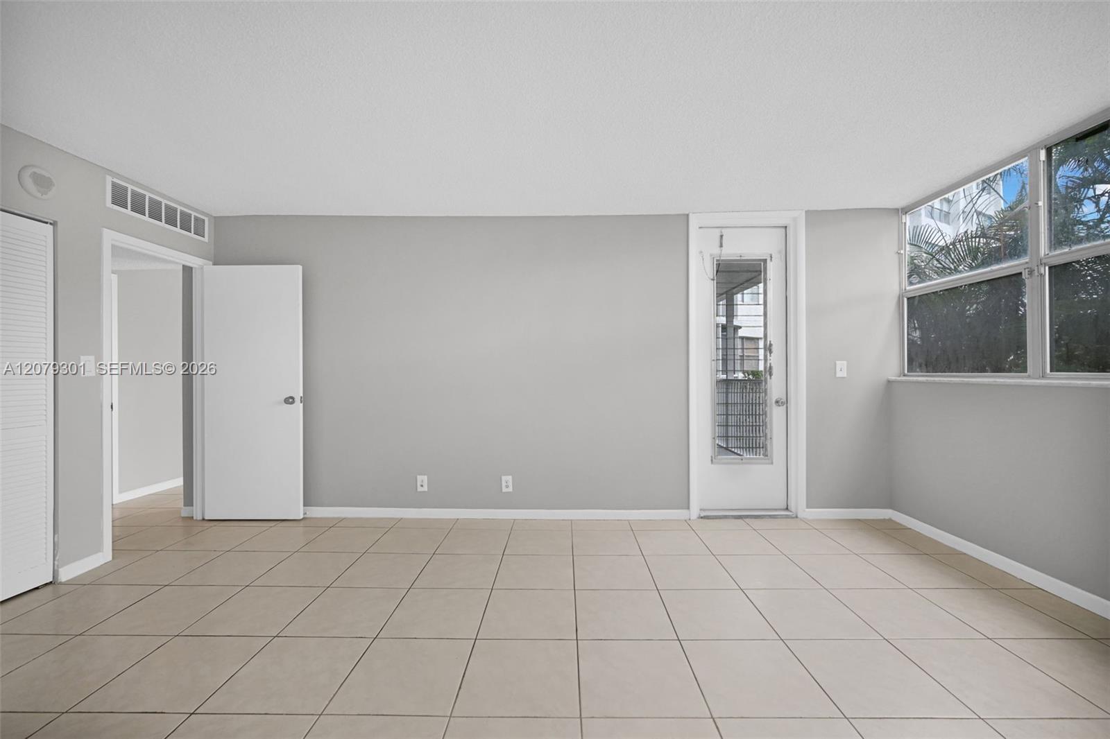 100 Golden Isles Drive 109 Property Photo 20