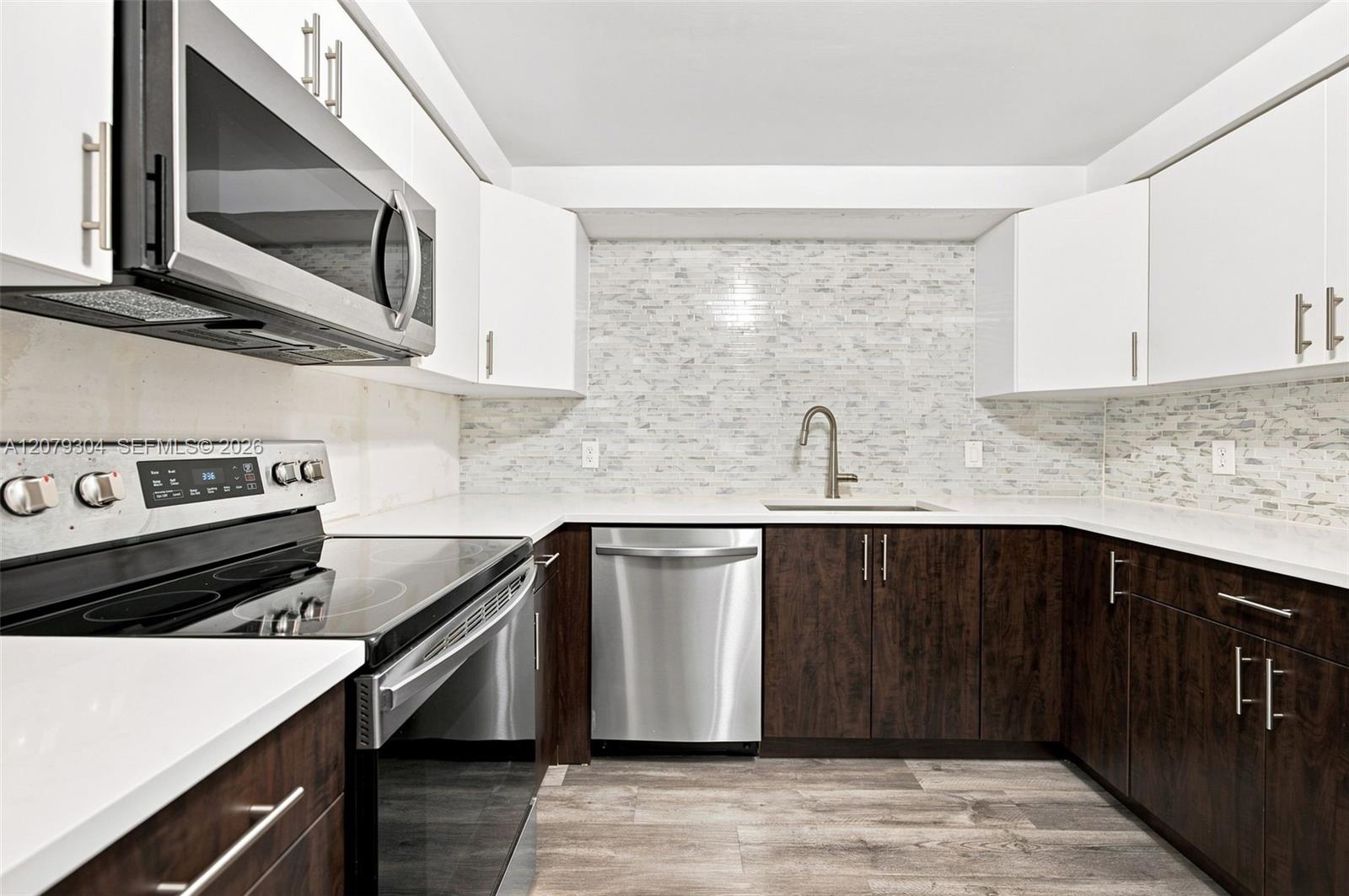16325 Golf Club Road 104 Property Photo 1