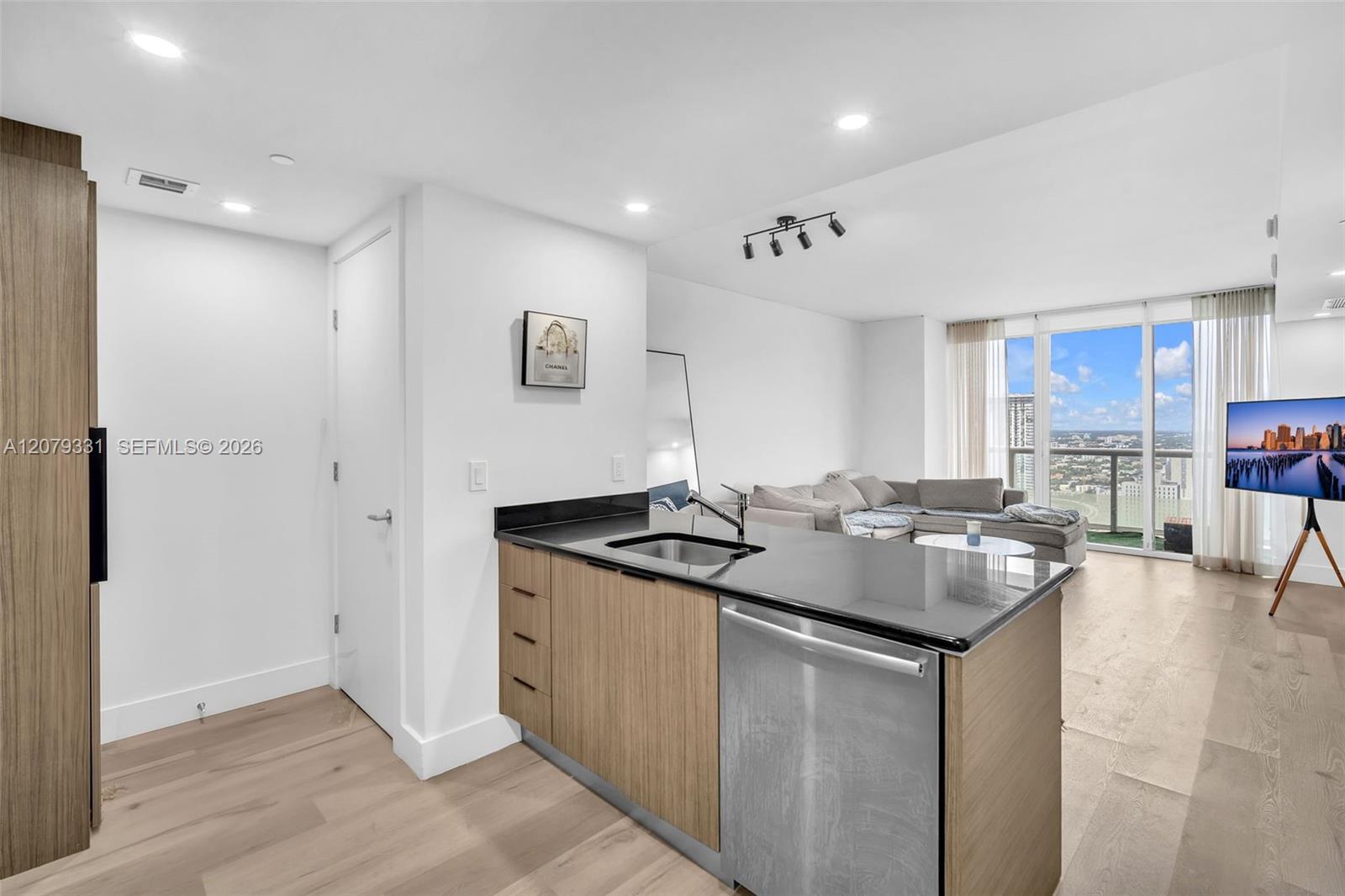 A12079331 Property Photo 10