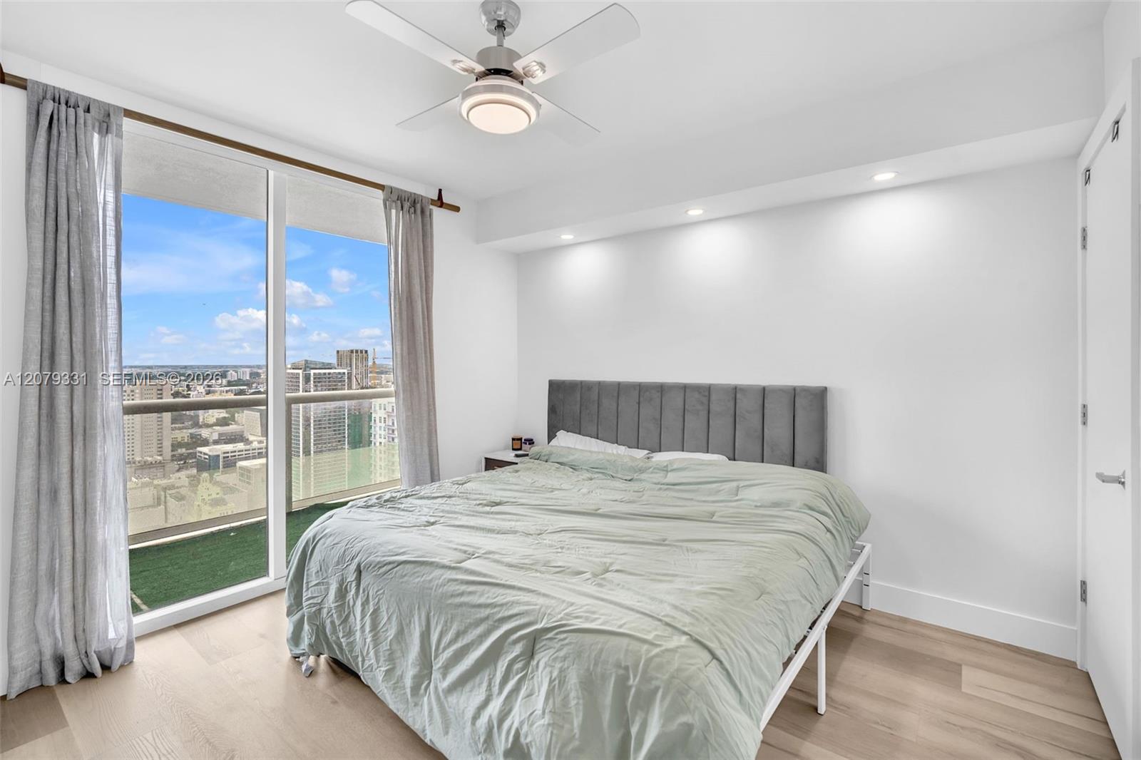 A12079331 Property Photo 13