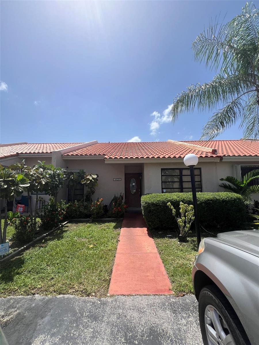 6028 Sw 147th Place Property Photo 2