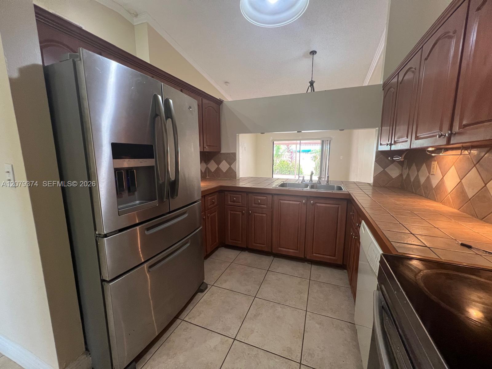6028 Sw 147th Place Property Photo 14
