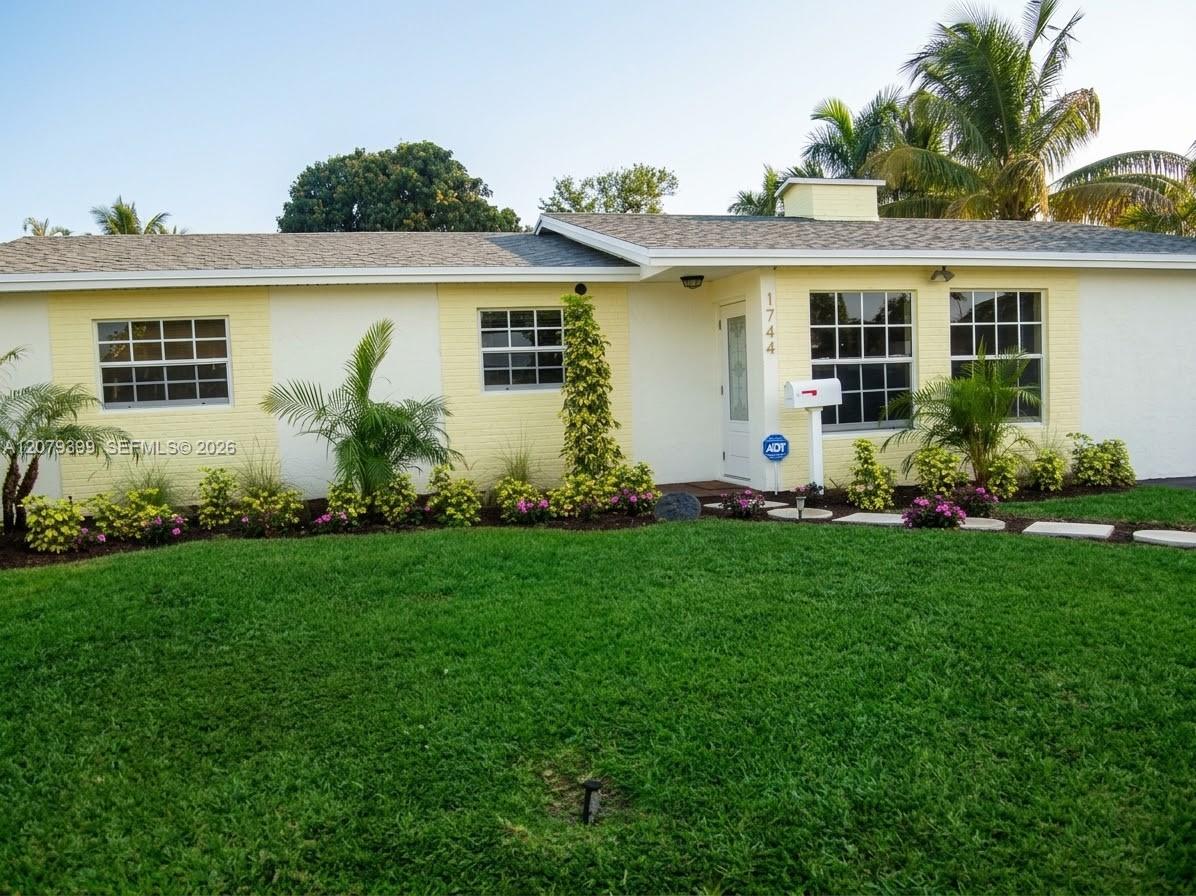 1744 Sw 4th Street Property Photo 1