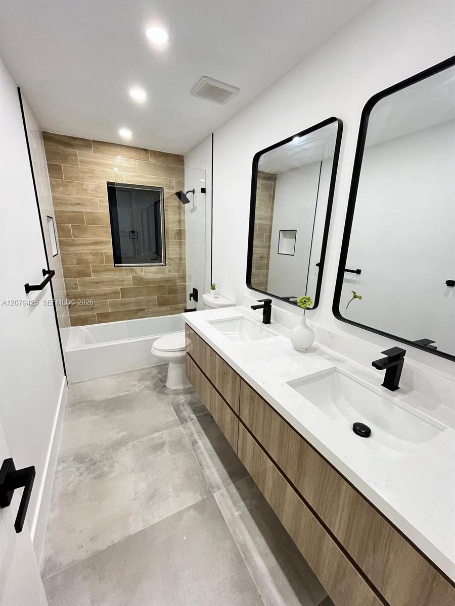 3352 Lakeview Boulevard Property Photo 14